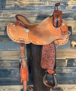 Saddle House Custom Lightweight Cowhorse. 16″ seat.
