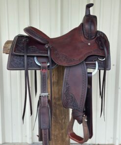 Saddle House Custom Cowhorse. 15″ inch.