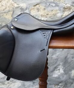 PRESTIGE VERSAILLES 17" SADDLE